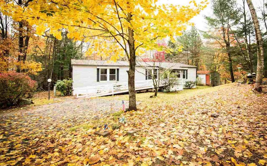 21 Rim Road Danville NH 03819