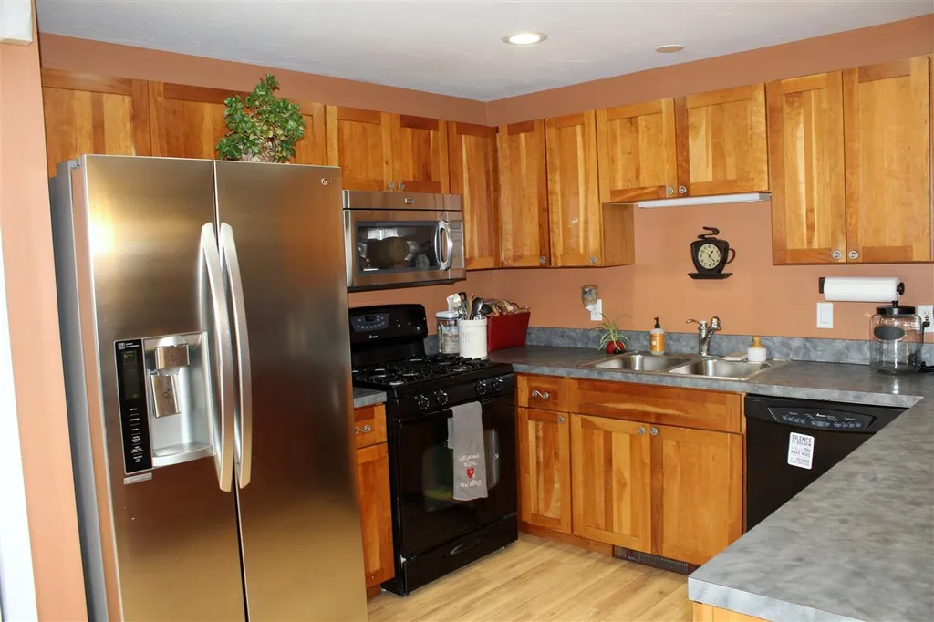 122 Crescent Street Bristol NH 03222