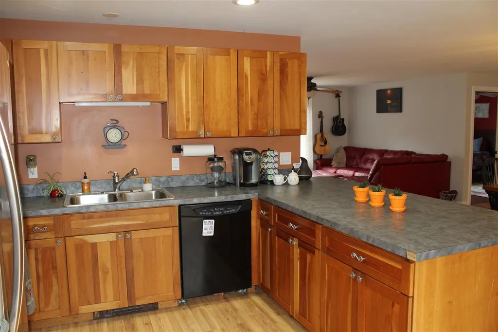 122 Crescent Street Bristol NH 03222