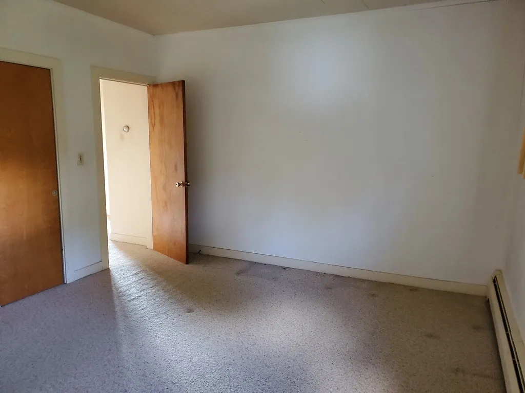 26 Skyline Terrace Claremont NH 03743