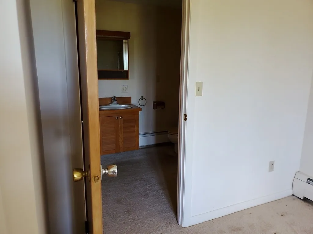 26 Skyline Terrace Claremont NH 03743