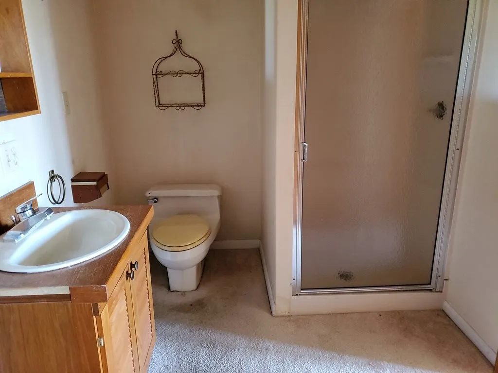 26 Skyline Terrace Claremont NH 03743