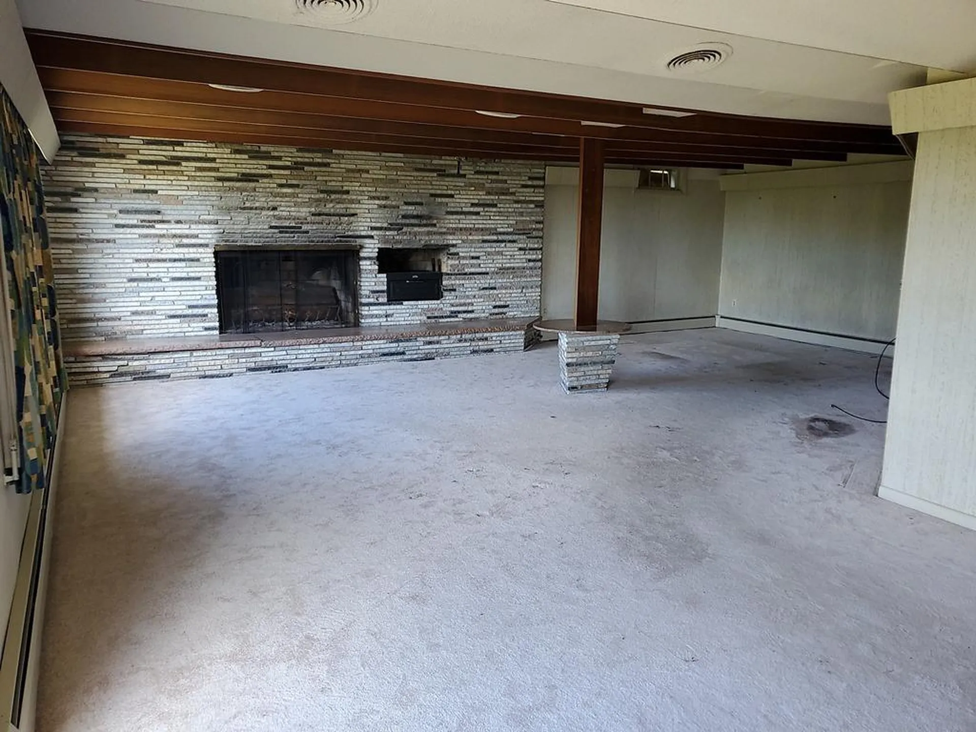 26 Skyline Terrace Claremont NH 03743