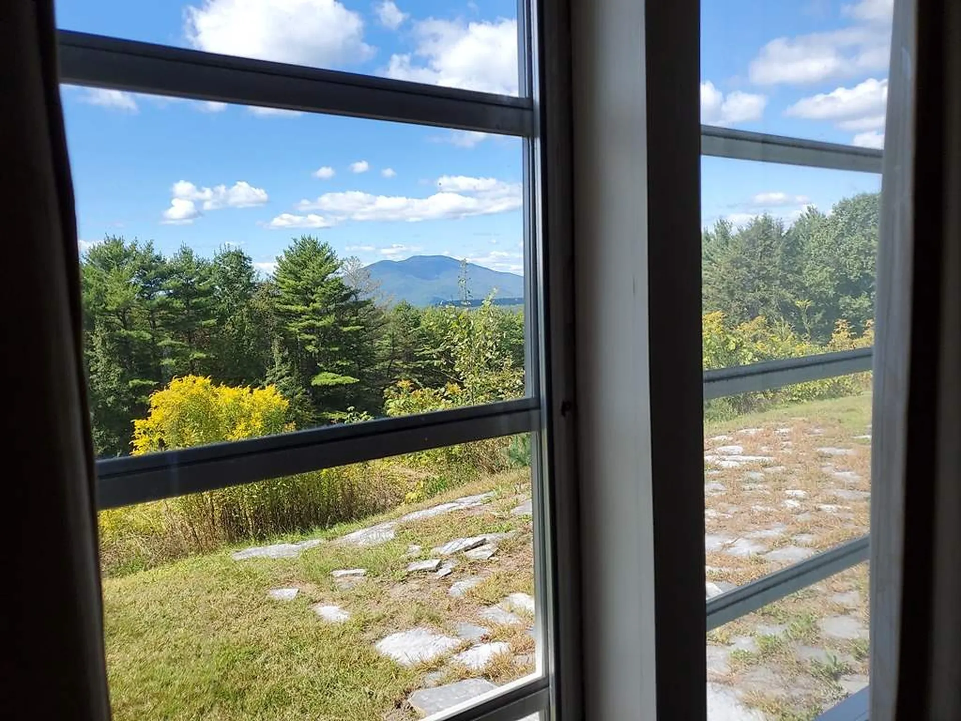 26 Skyline Terrace Claremont NH 03743