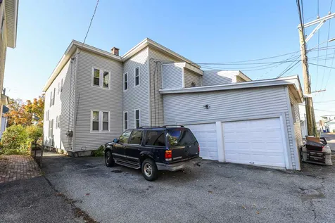 58 Brook Street Manchester NH 03104