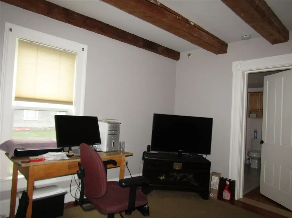 39 Pleasant Street Colebrook NH 03576