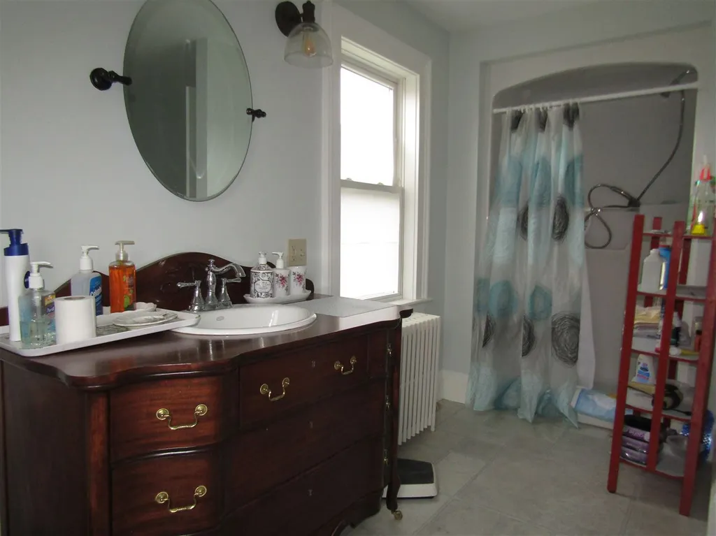 39 Pleasant Street Colebrook NH 03576