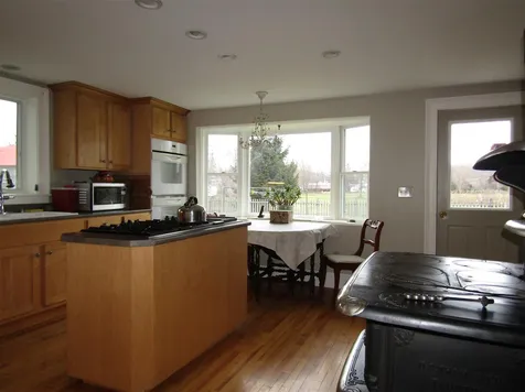 39 Pleasant Street Colebrook NH 03576