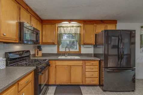 21 Pine Acres Road Allenstown NH 03275