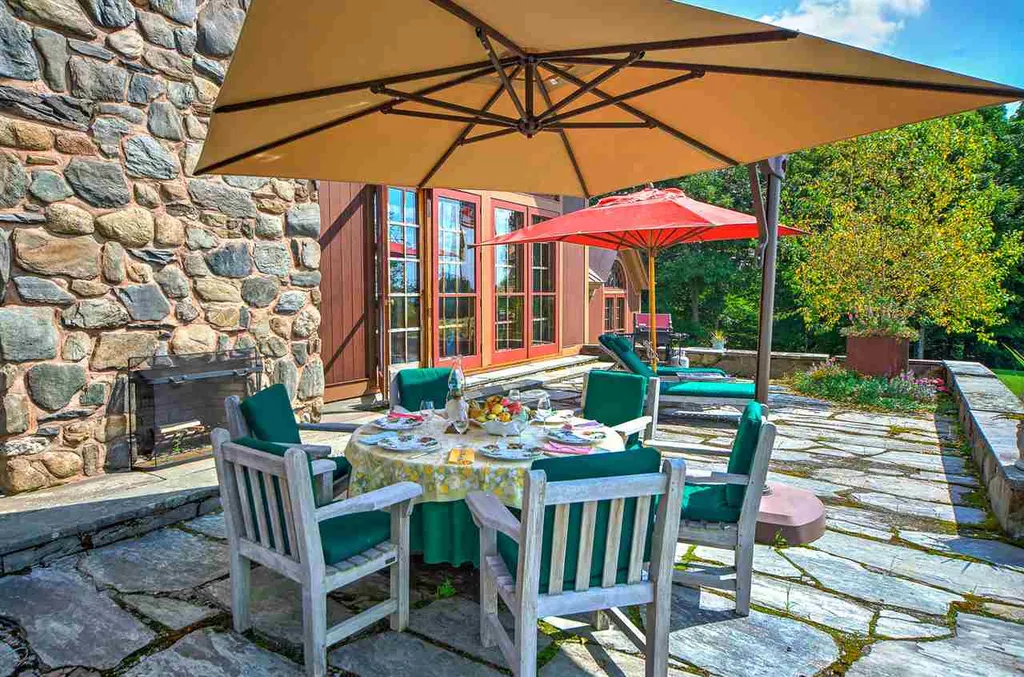 21 Havelok Hill Road Strafford VT 05072