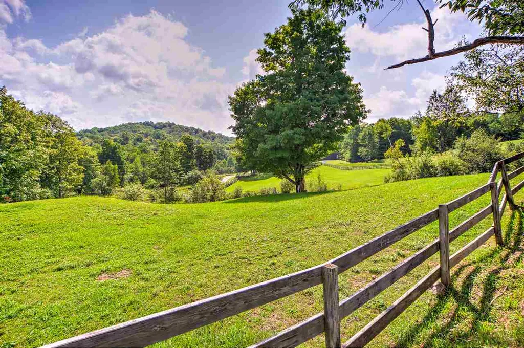 21 Havelok Hill Road Strafford VT 05072