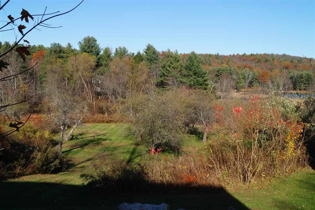 50 Valley Hill Road Pelham NH 03076