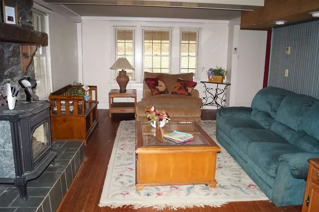 50 Valley Hill Road Pelham NH 03076