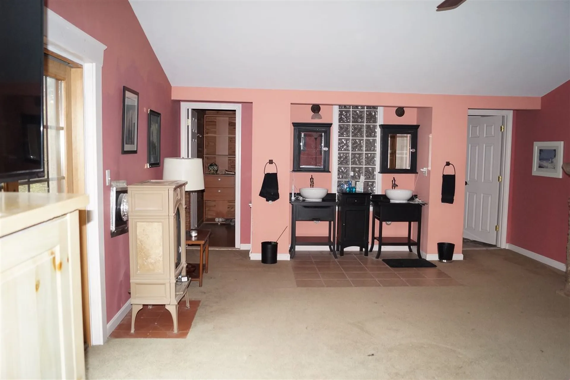 50 Valley Hill Road Pelham NH 03076