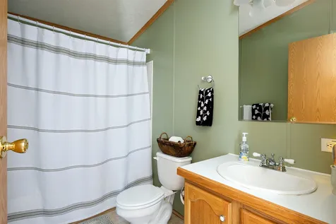 12 Bunker Lane Madbury NH 03823
