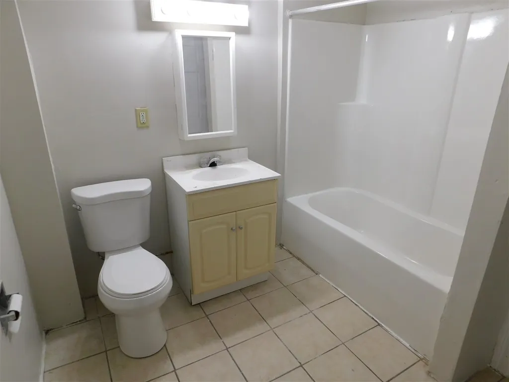 708 Beech Street Manchester NH 03104