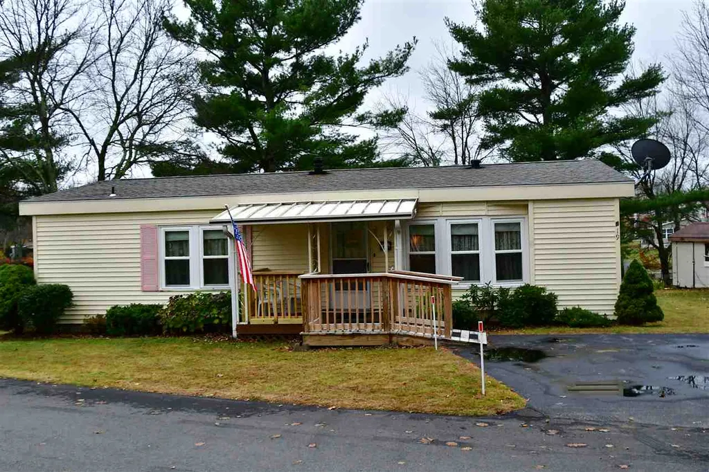 290 Calef Highway Epping NH 03042