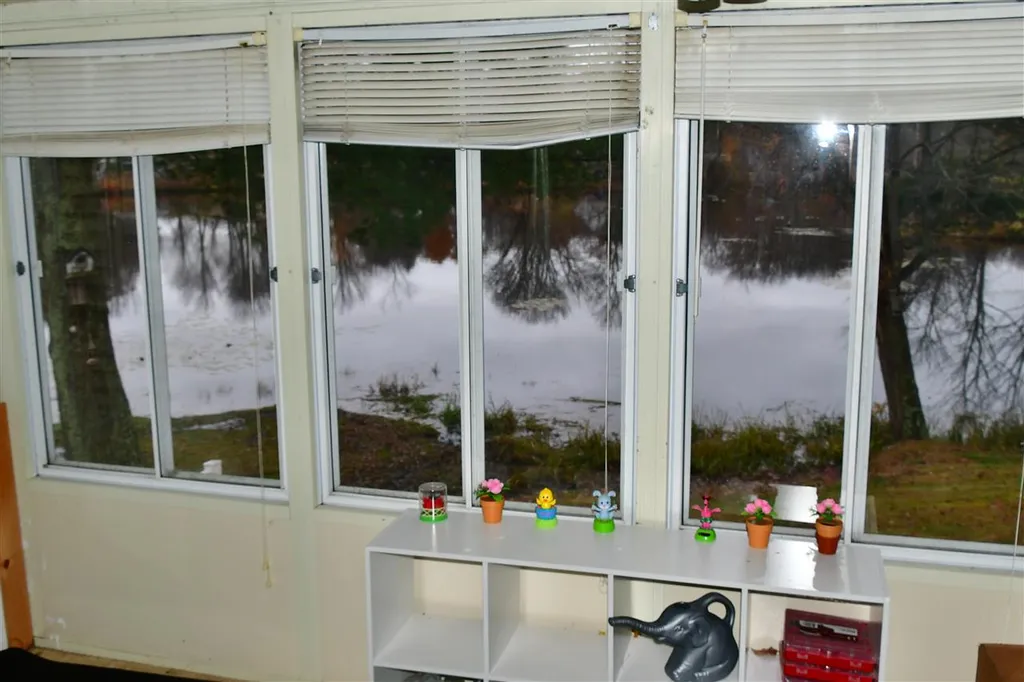 290 Calef Highway Epping NH 03042