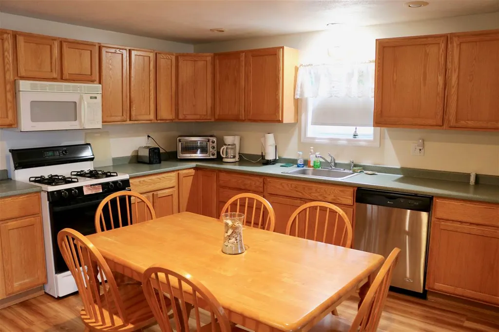 11-13 Boston Avenue Hampton NH 03842