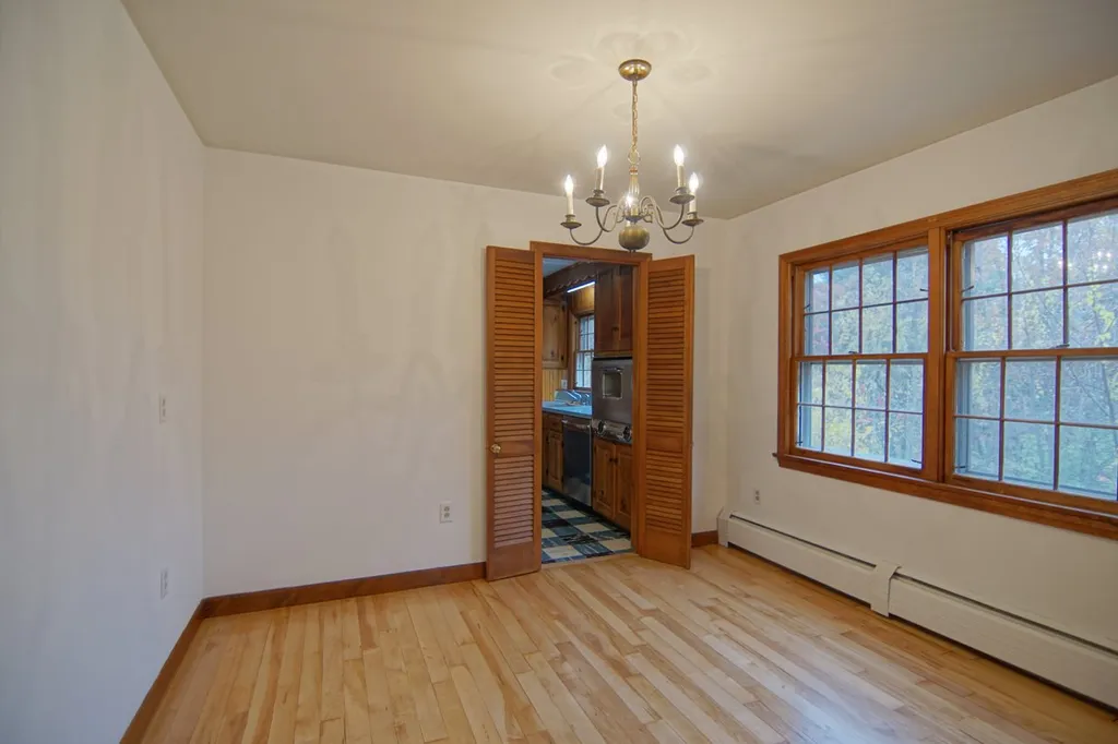 23 Newfields Road Exeter NH 03833