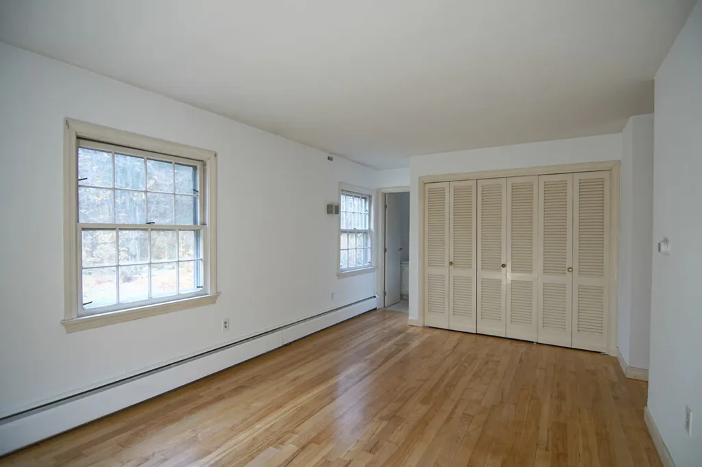 23 Newfields Road Exeter NH 03833