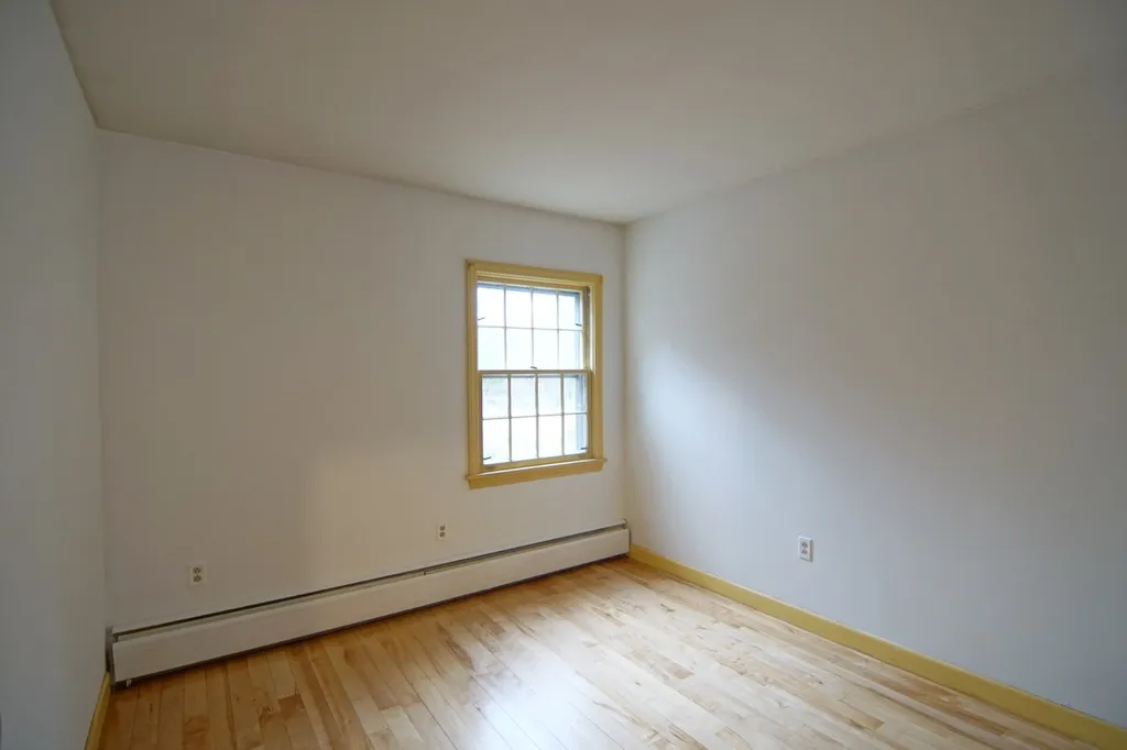 23 Newfields Road Exeter NH 03833
