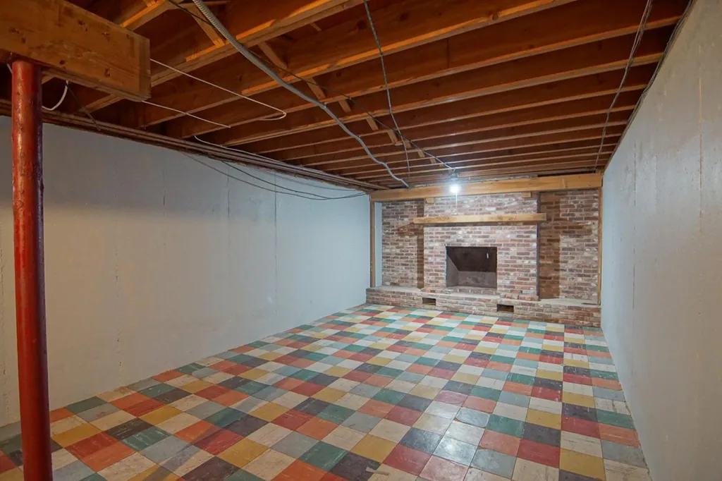 23 Newfields Road Exeter NH 03833