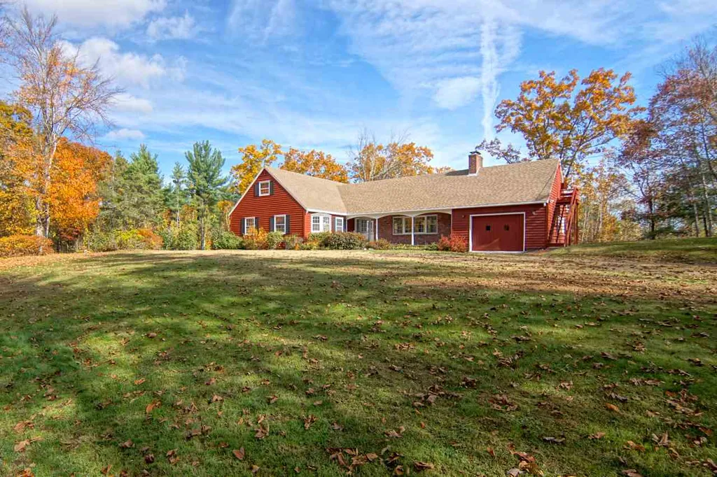 23 Newfields Road Exeter NH 03833