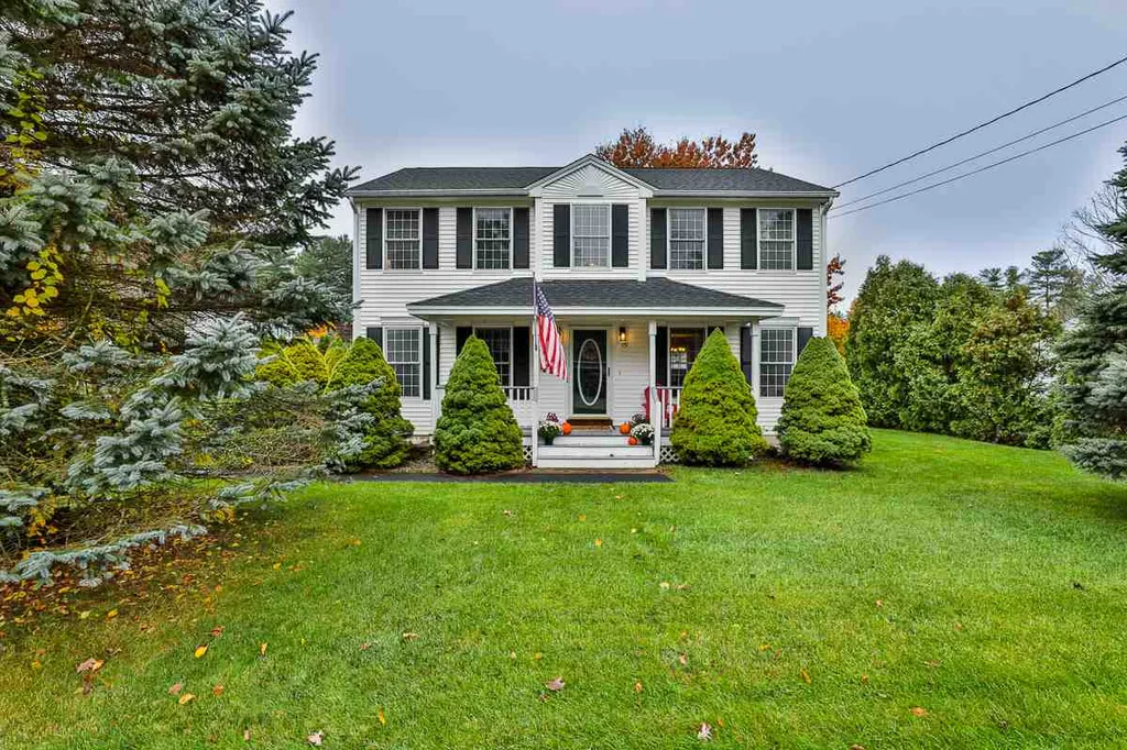 79 Vandora Drive Manchester NH 03103