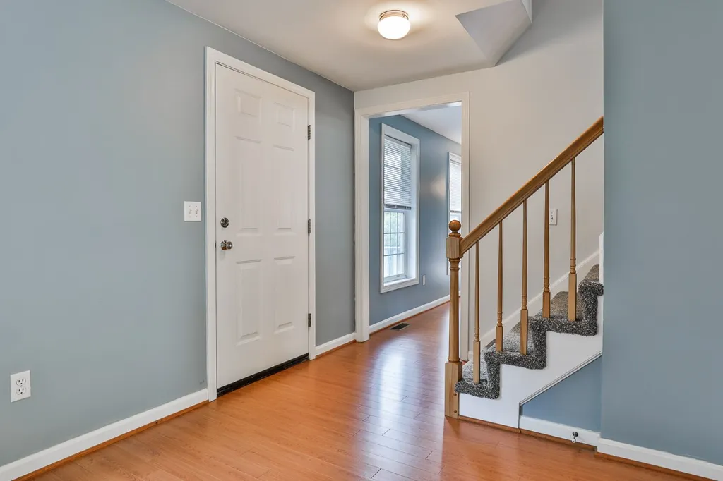 79 Vandora Drive Manchester NH 03103
