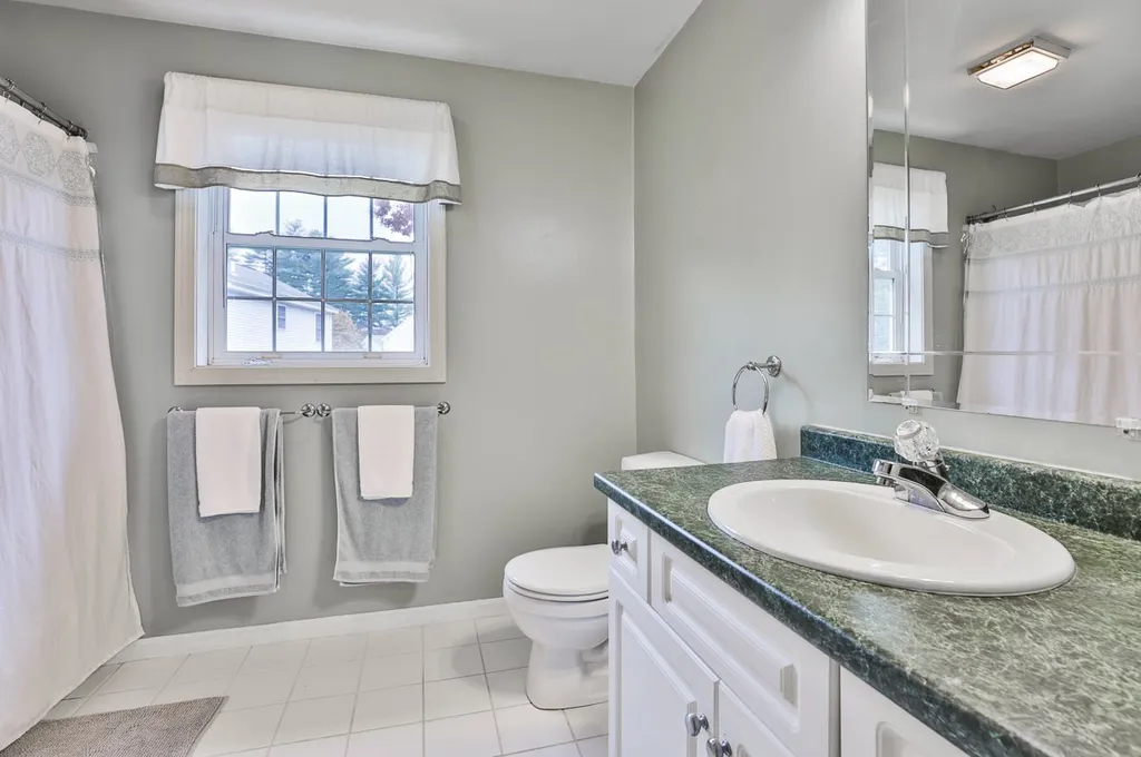 79 Vandora Drive Manchester NH 03103