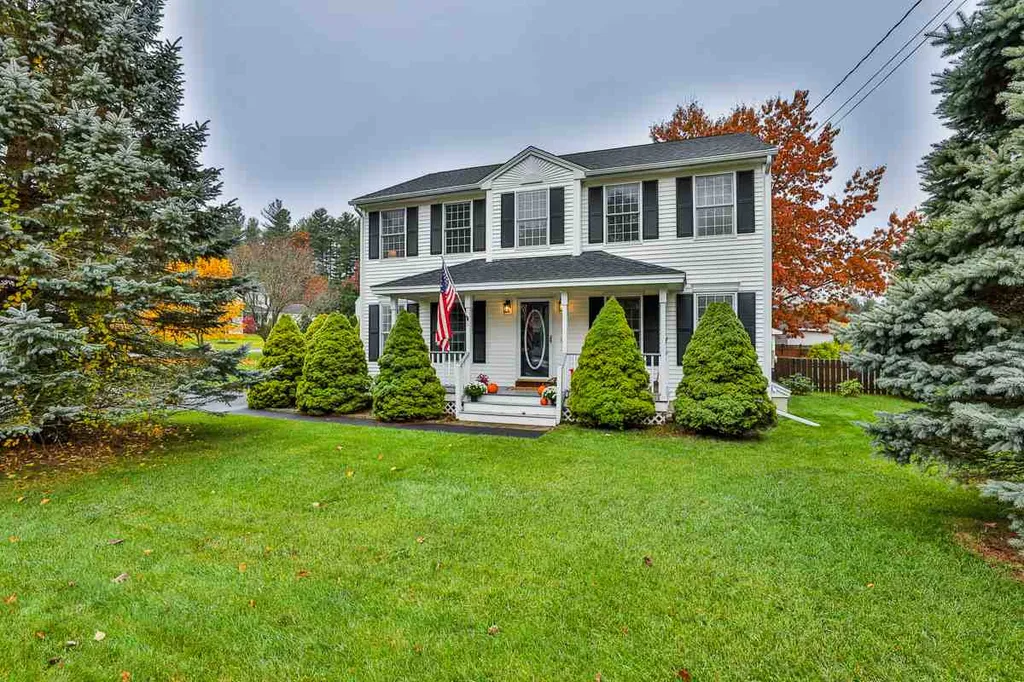 79 Vandora Drive Manchester NH 03103