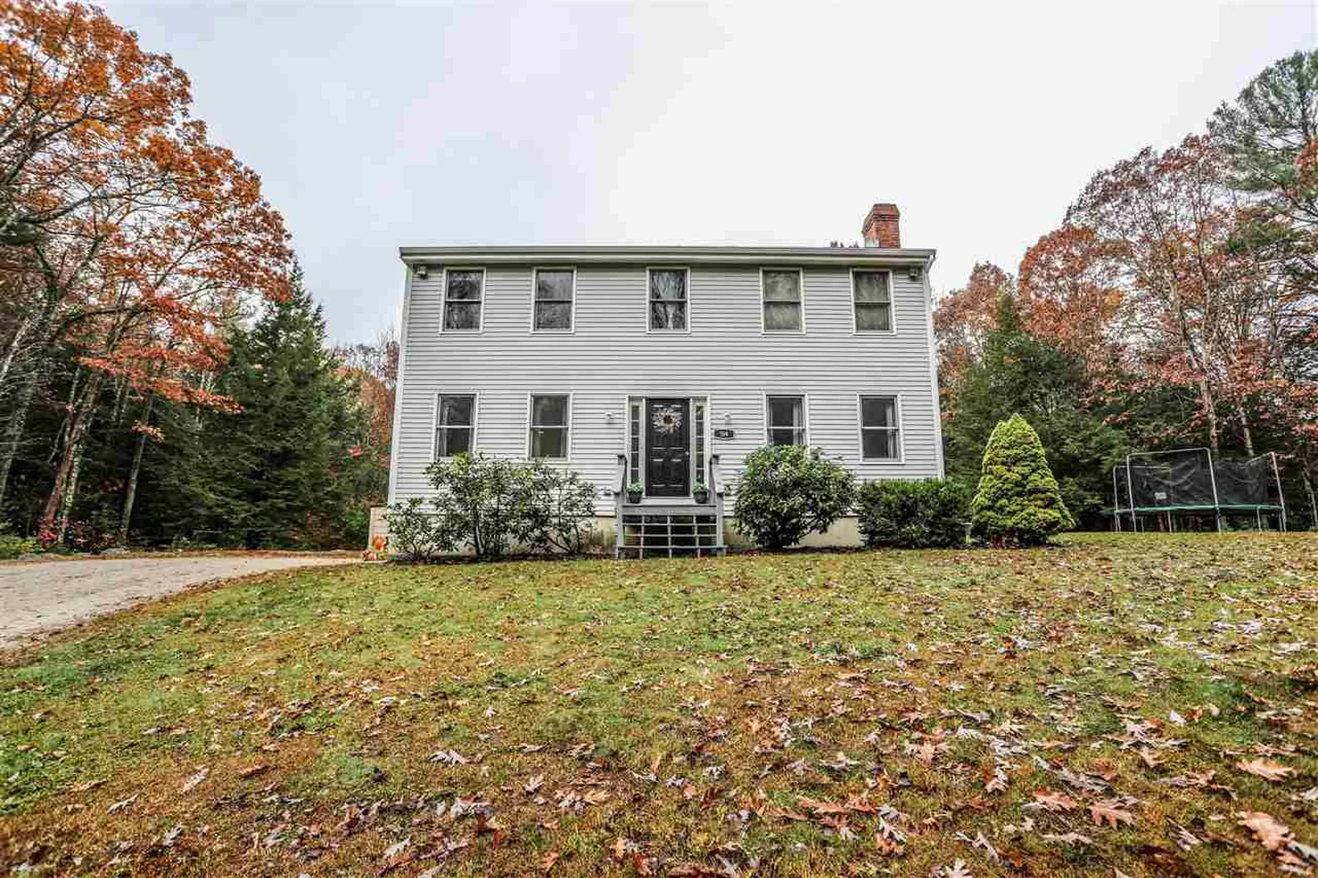 514 Chester Road Auburn NH 03032