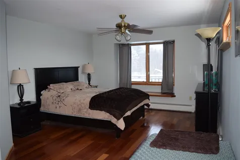 163 Plantation Road Hyde Park VT 05655