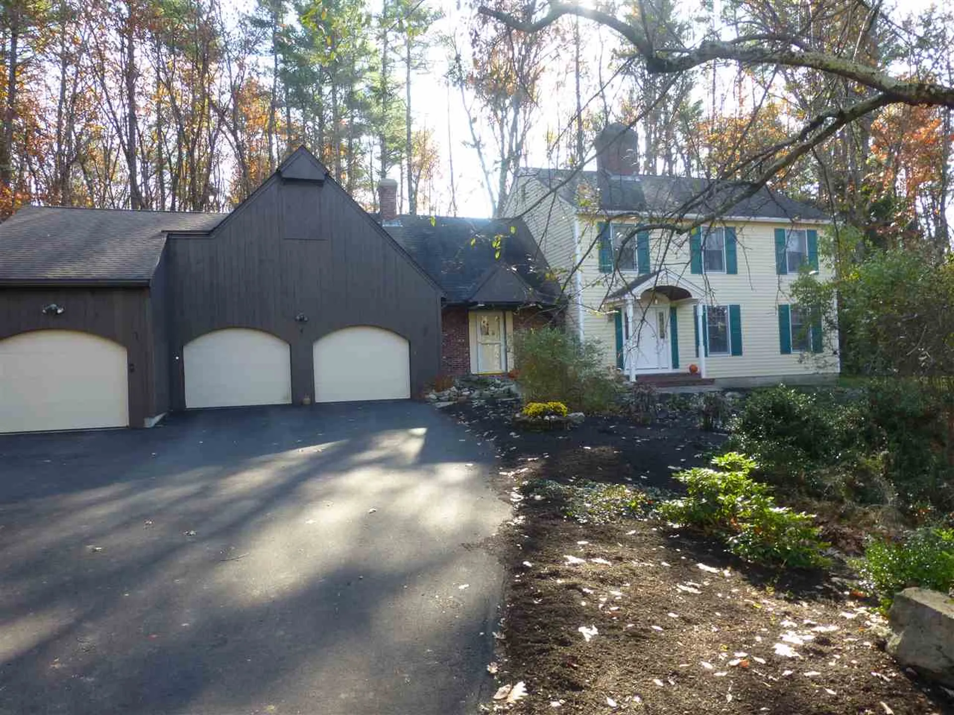 15 Roosevelt Drive Bedford NH 03110