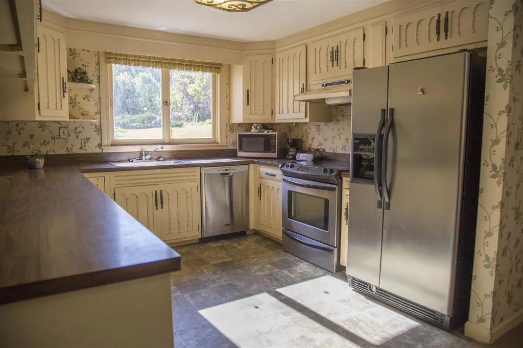 46 Harborview Drive Rye NH 03870
