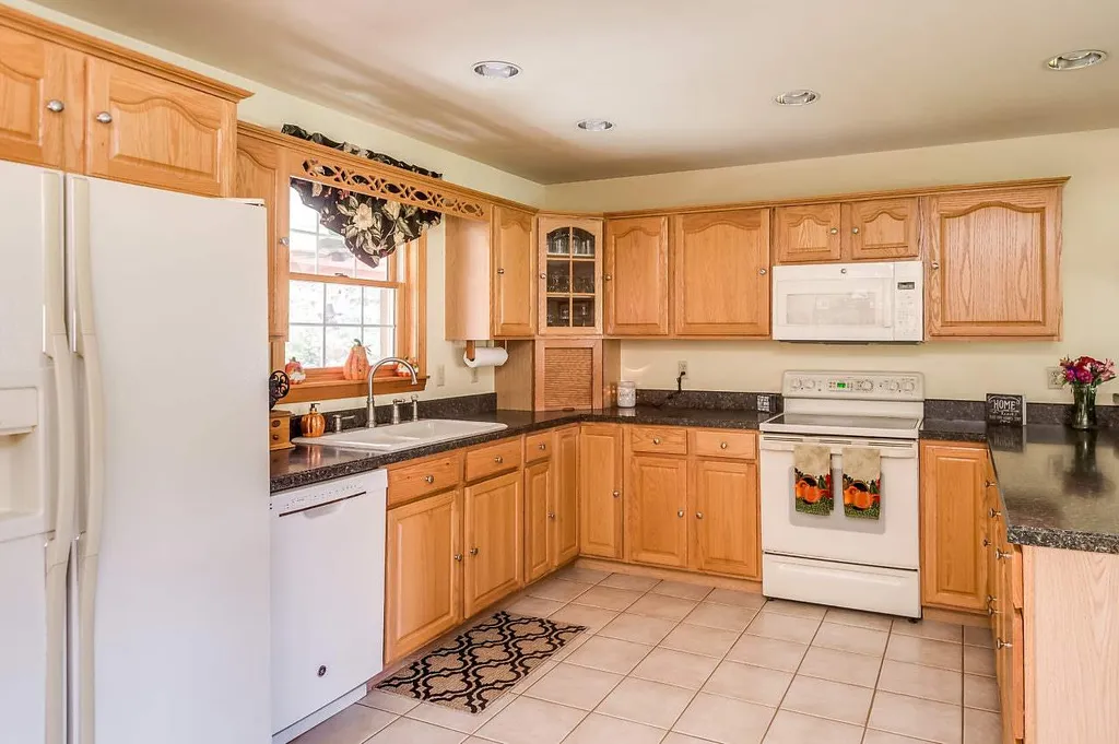 144 Evergreen Valley Road Milton NH 03851-000