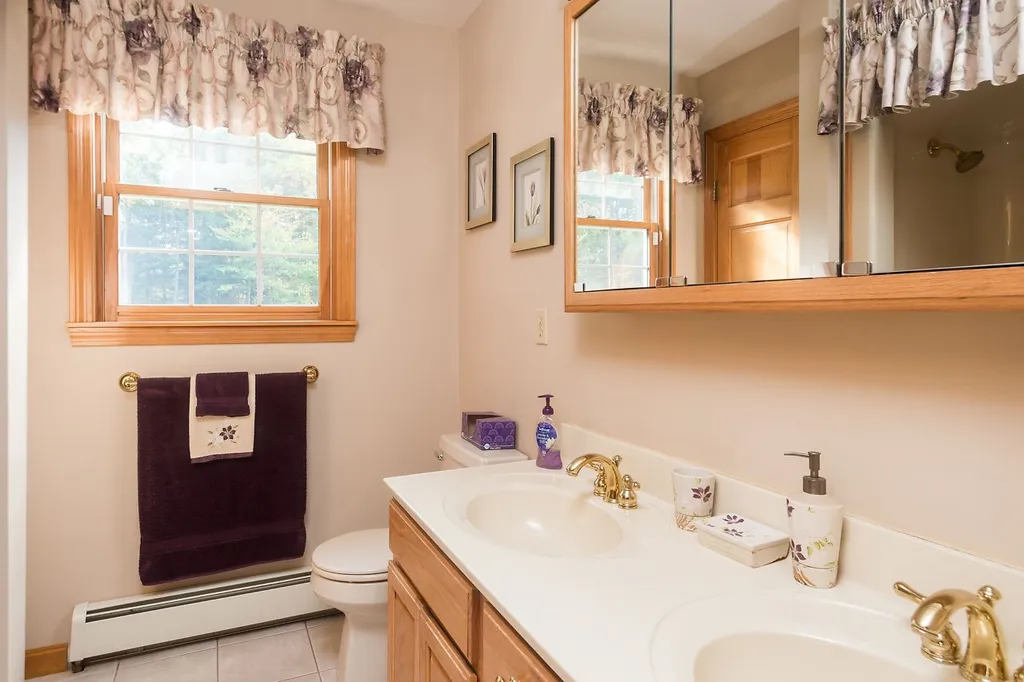 144 Evergreen Valley Road Milton NH 03851-000