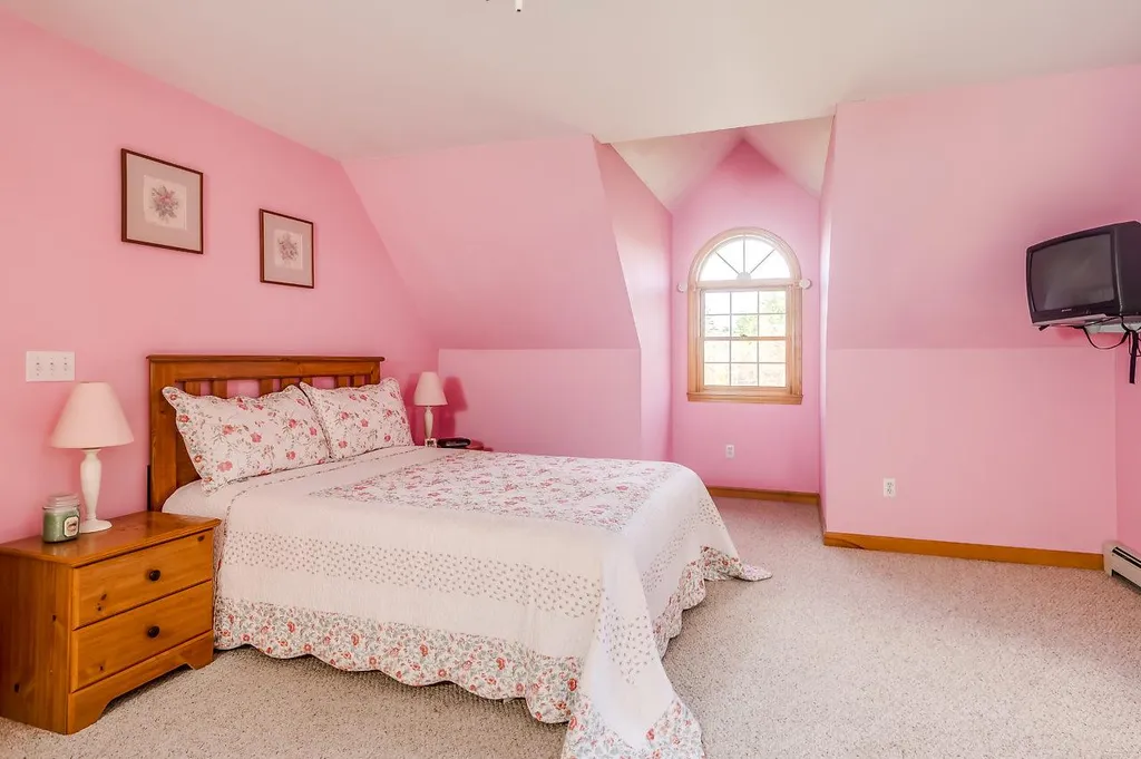 144 Evergreen Valley Road Milton NH 03851-000
