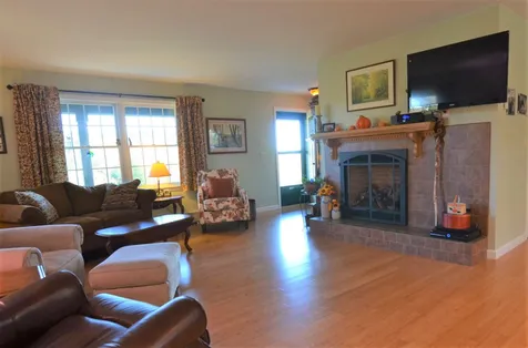 203 Barton Road Croydon NH 03773