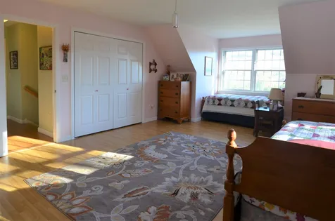 203 Barton Road Croydon NH 03773