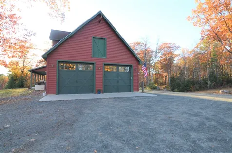 203 Barton Road Croydon NH 03773