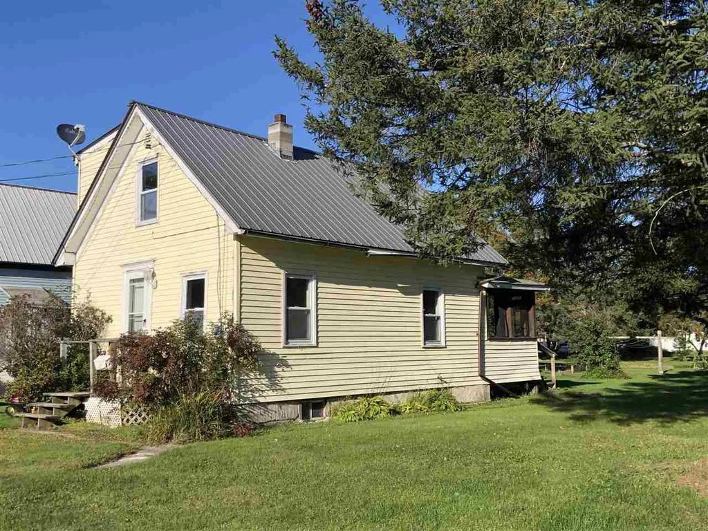 41 Depot Street Lancaster NH 03584