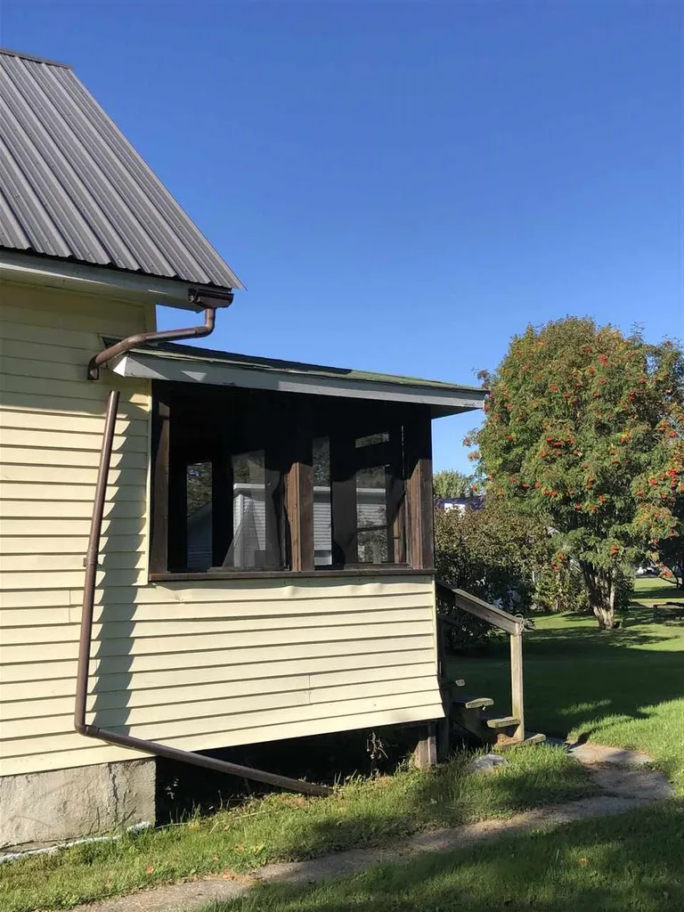 41 Depot Street Lancaster NH 03584