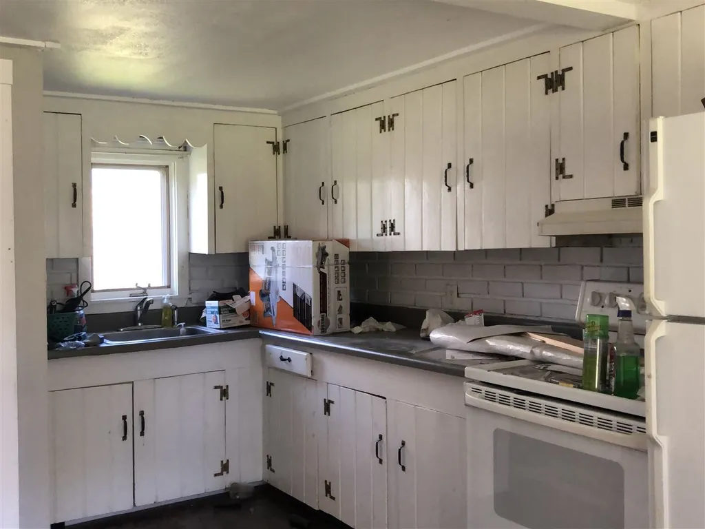 41 Depot Street Lancaster NH 03584