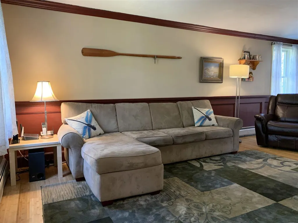 86 Garrity Road Lee NH 03861
