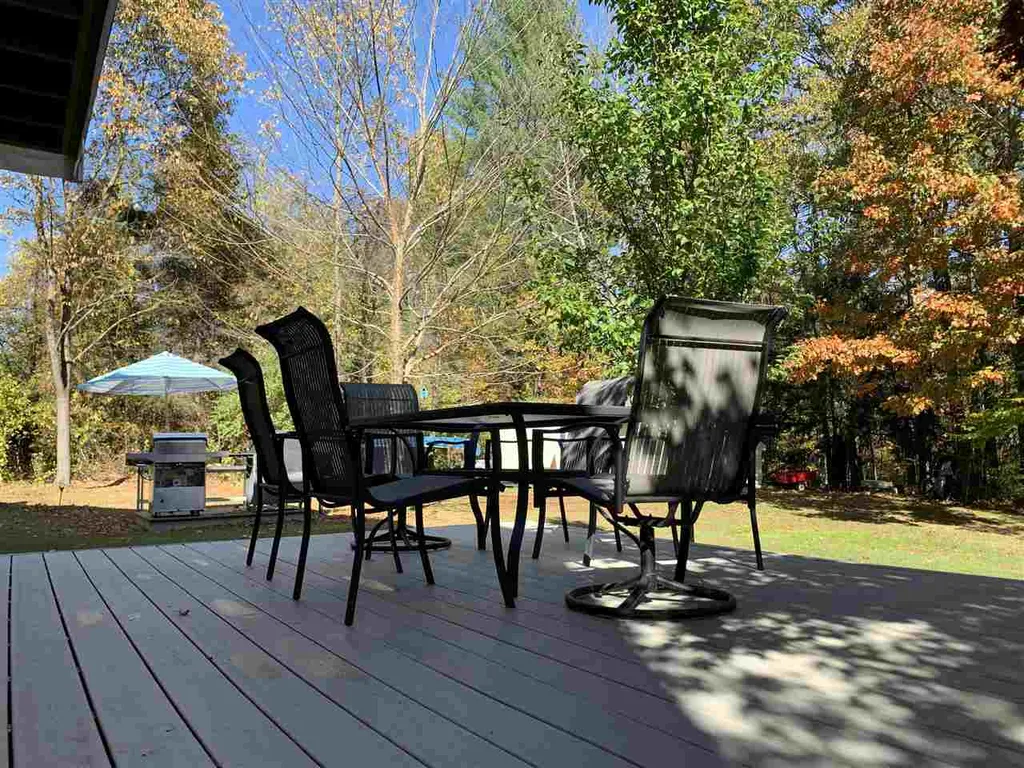 86 Garrity Road Lee NH 03861