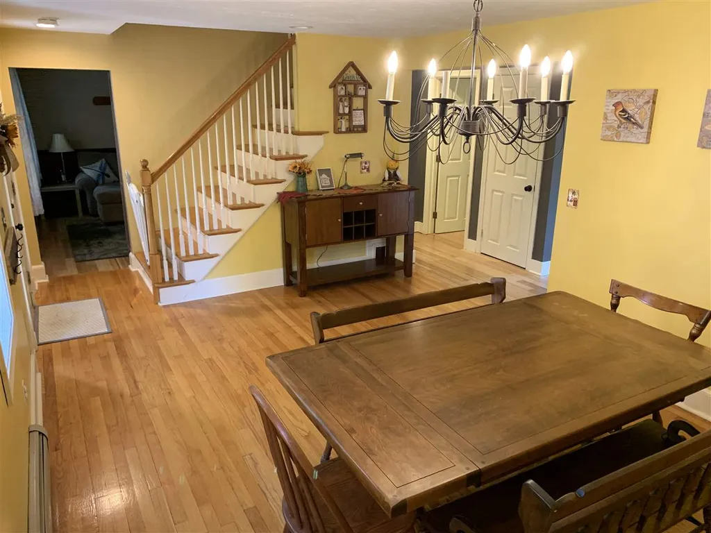 86 Garrity Road Lee NH 03861