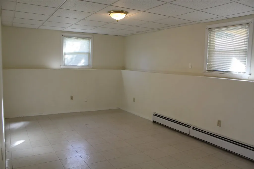 10 Delaware Avenue Manchester NH 03104