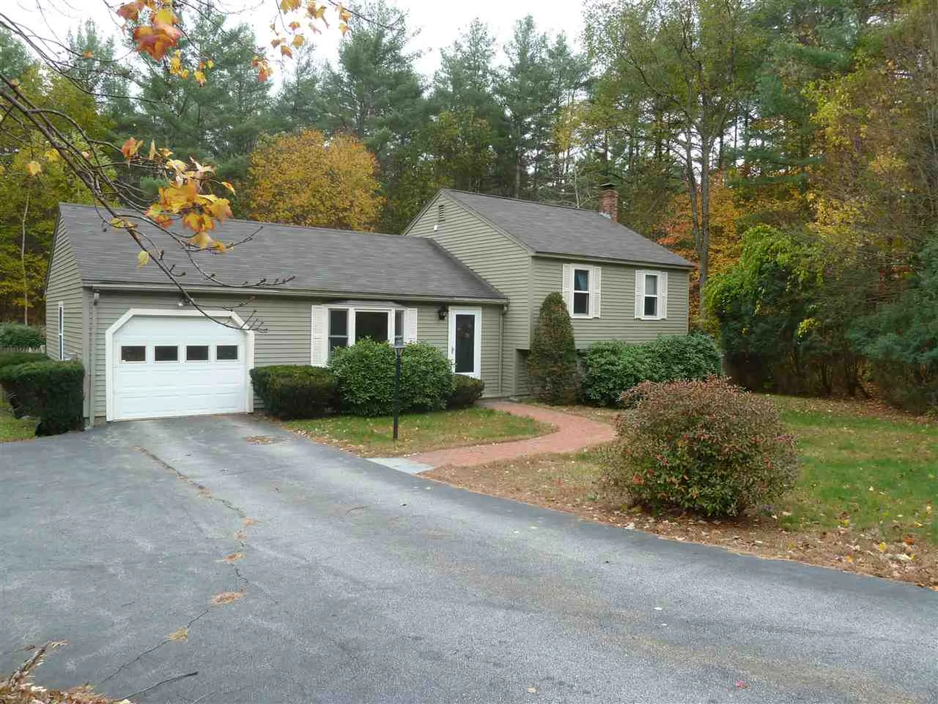 18 Ladybug Lane Concord NH 03301